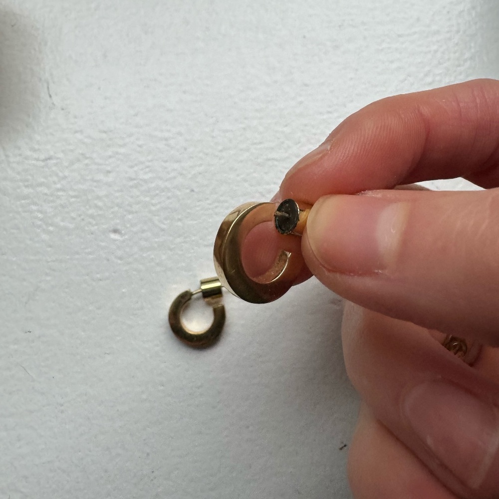 Jennifer Fisher - MINI SQUARE HUGGIE HOOPS